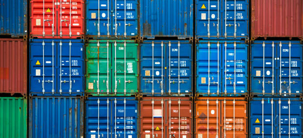 stacked_containers_620x283