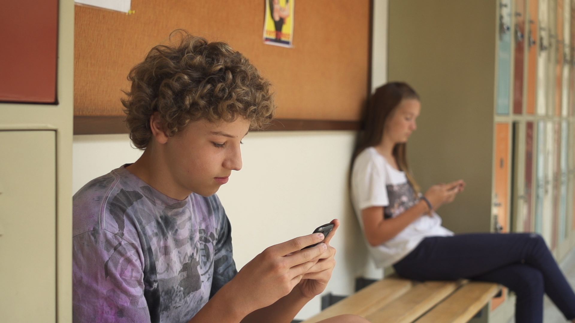 New film 'Screenagers' reveals negative impact of screen time on kids ...