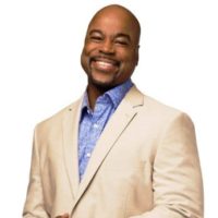 Former NFL execs, players launch startup that lets fans manage and ...