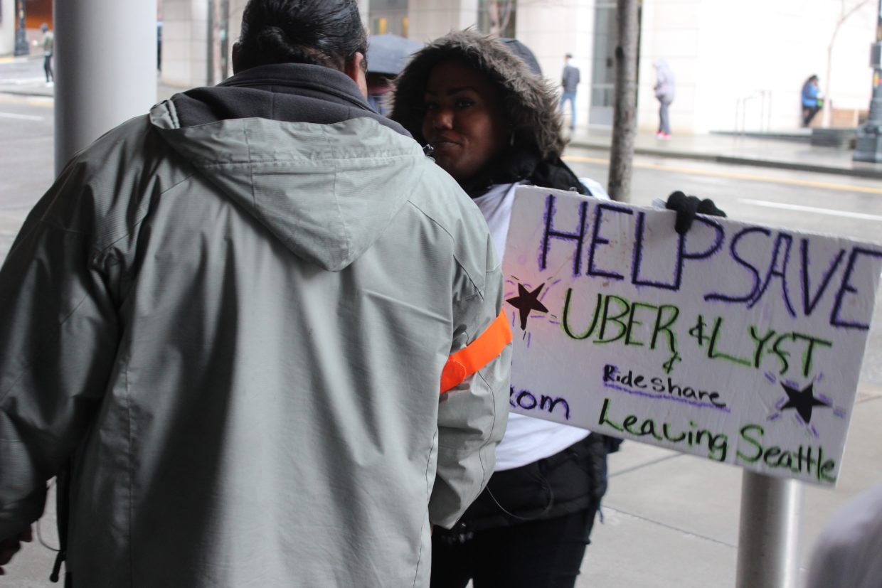 Uber and Lyft drivers protest union ordinance in Seattle, say law would ...
