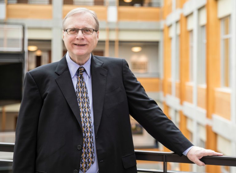 What happens to Paul Allen's holdings? Sports teams, real estate ...