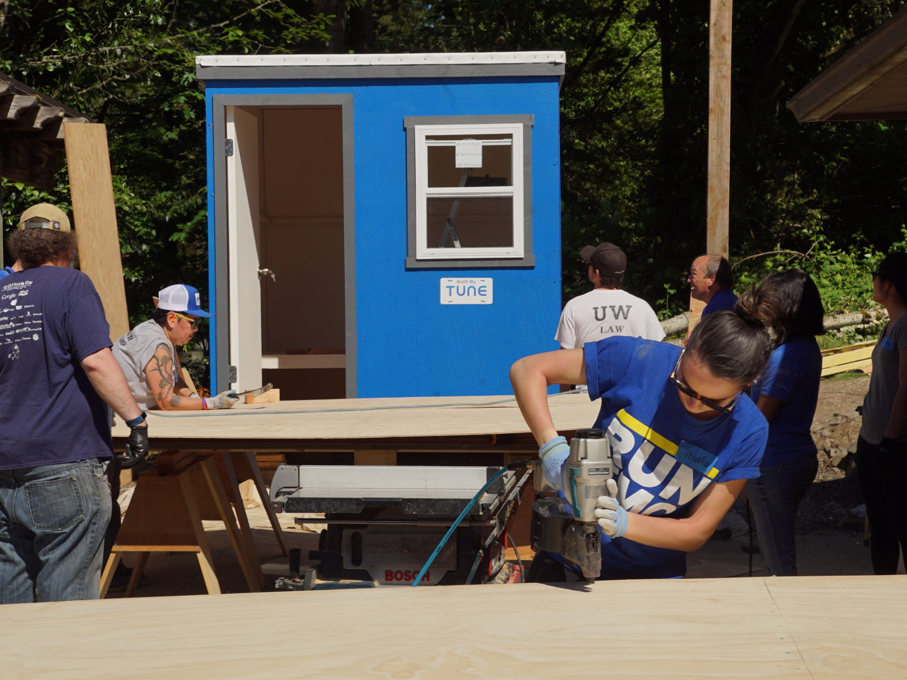 TUNE employees build a tiny home for the Pod Project in effort to ...