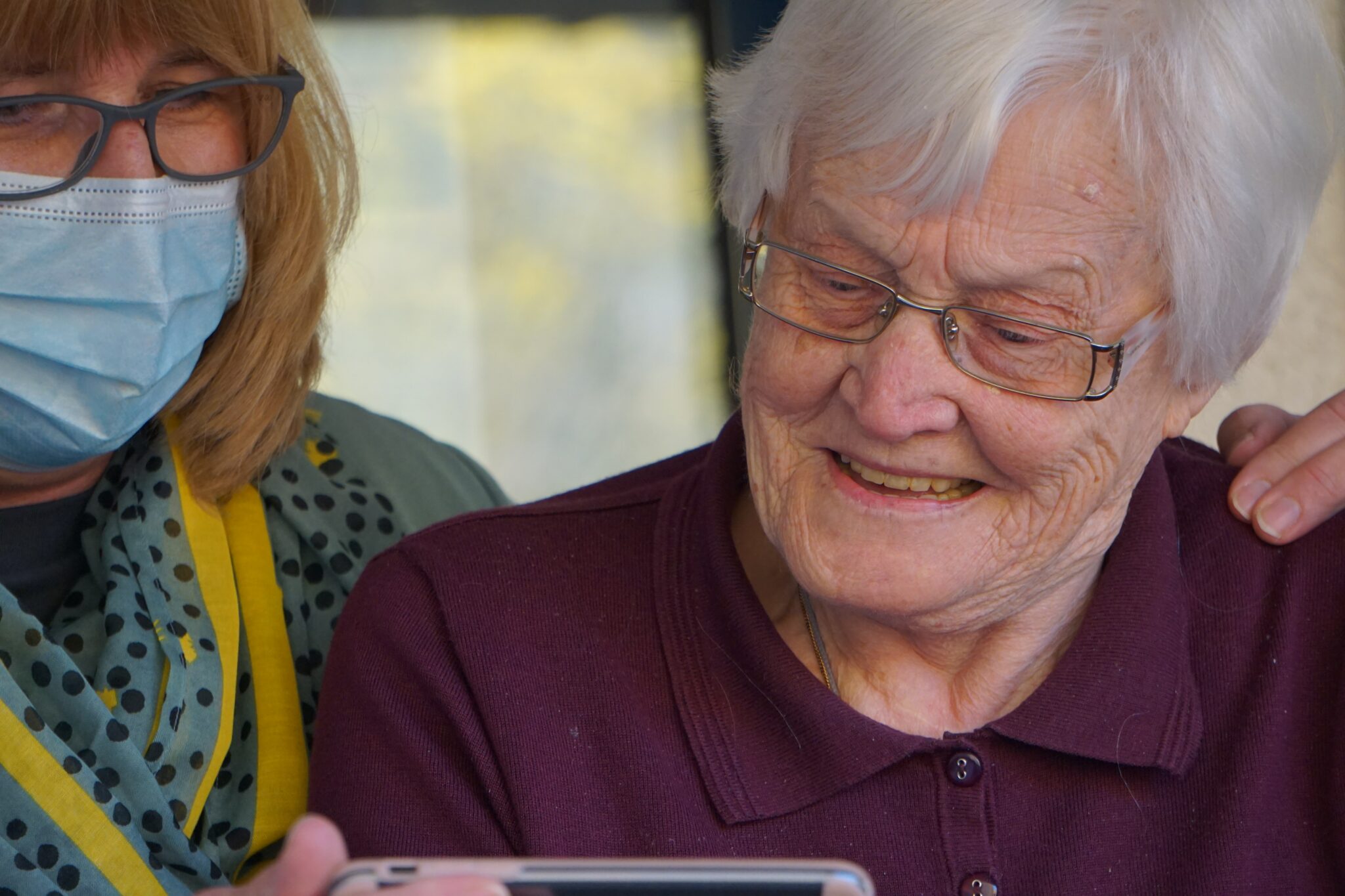 COVID-19 accelerates tech solutions for lonely seniors, addressing...