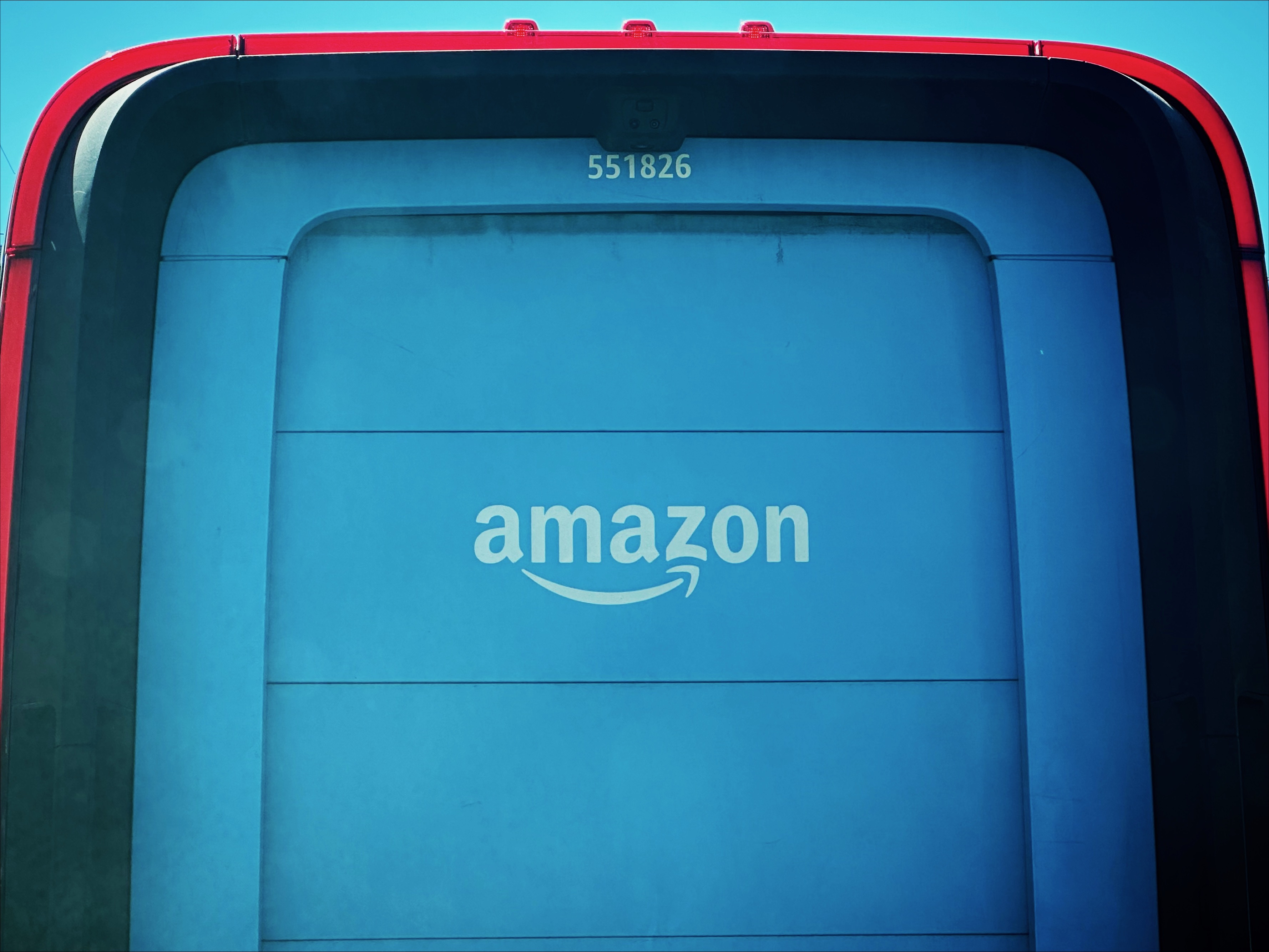 Amazon earnings preview: Analysts eye AI monetization – GeekWire