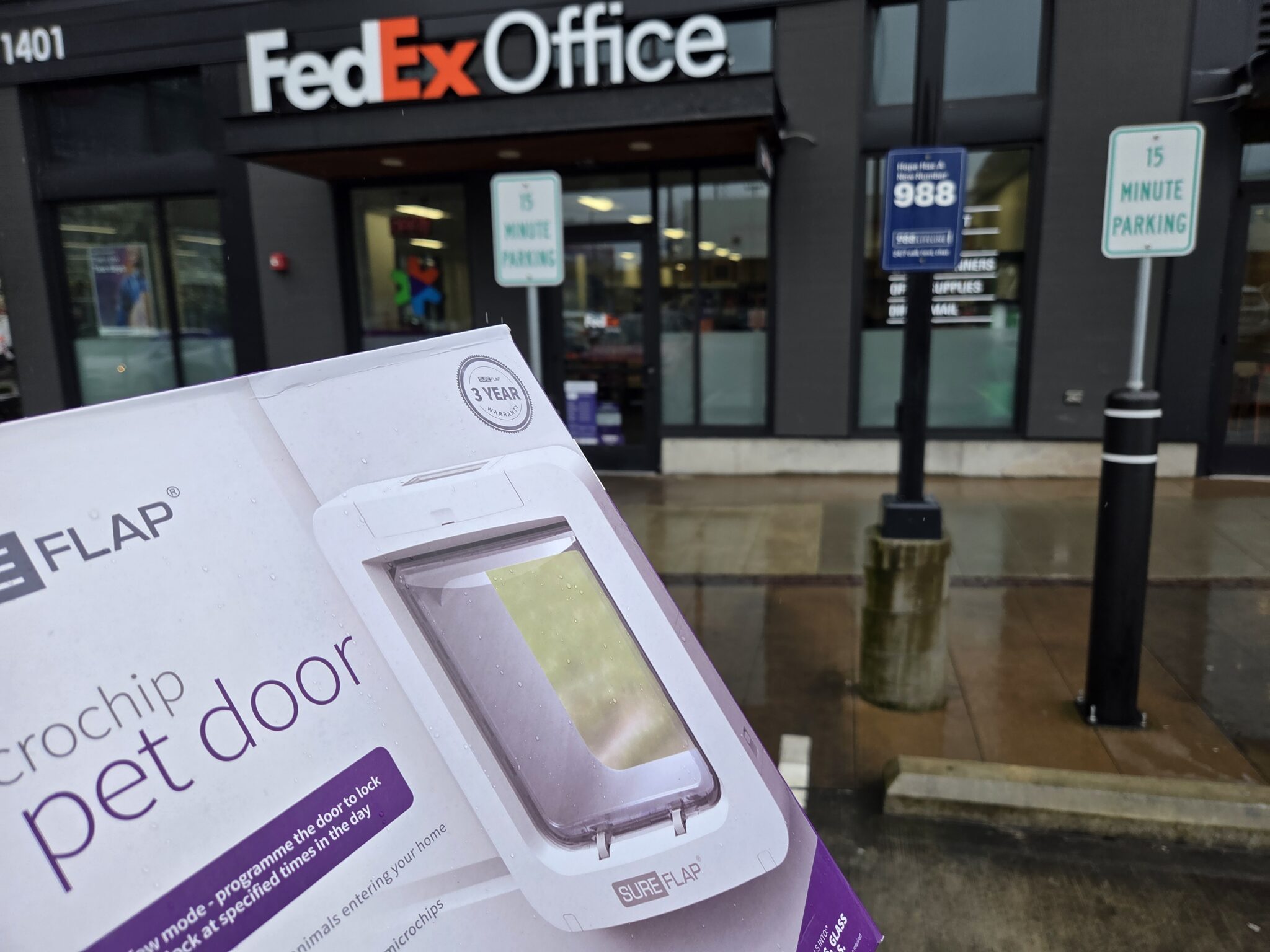 Amazon meets FedEx Office: A seamless return and one very dumb question