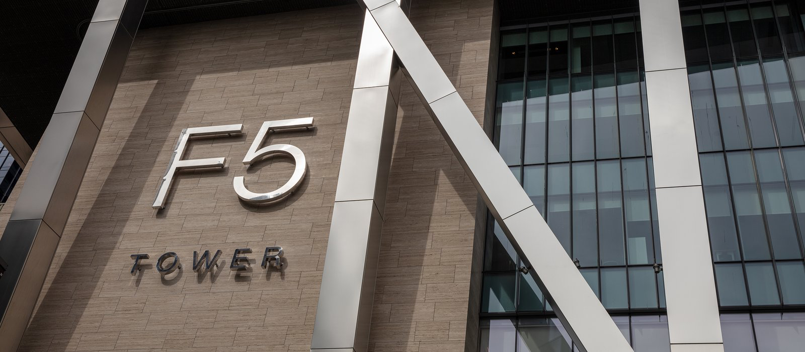 F5 tower exterior, Seattle headquarters