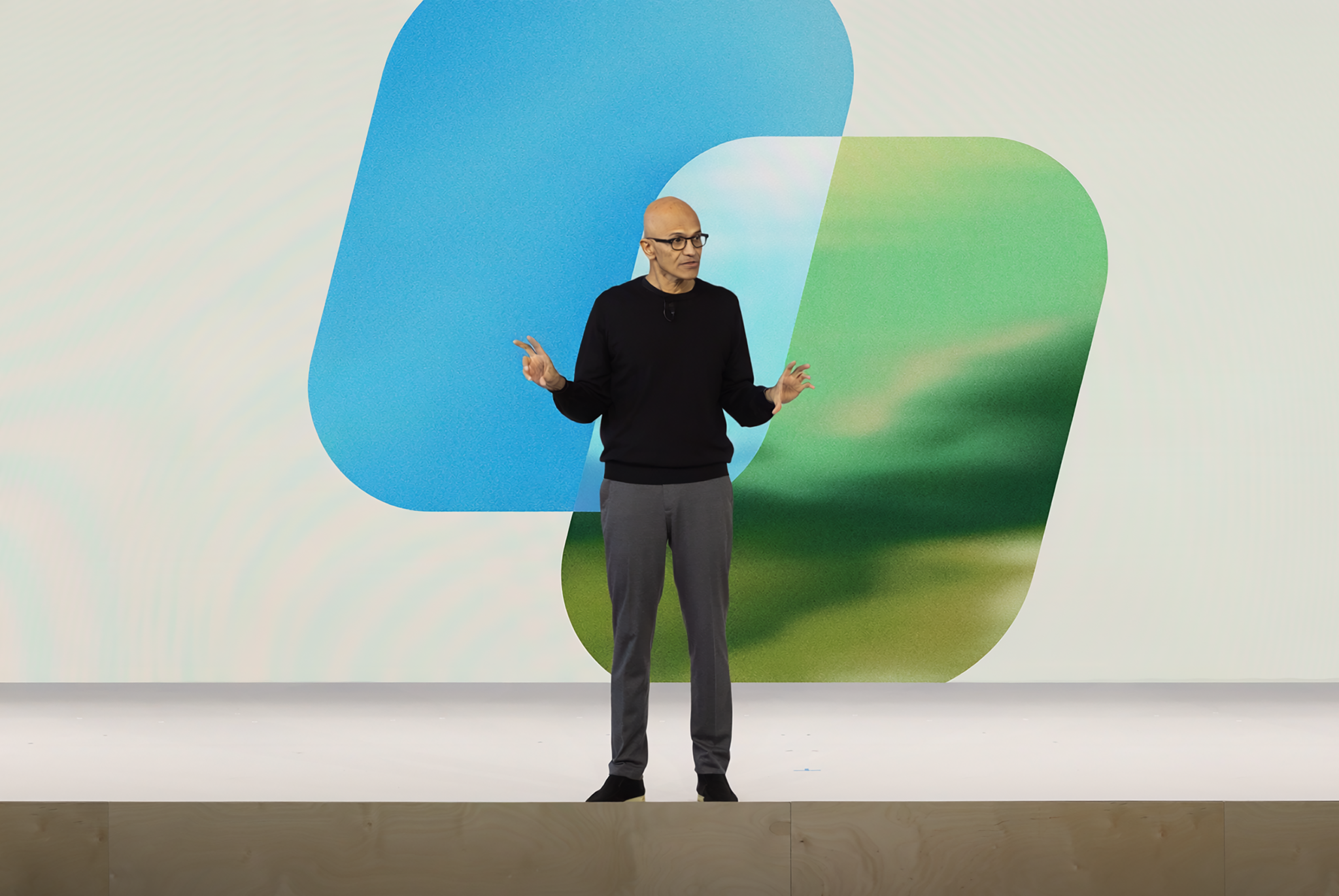 Microsoft unveils all-in-one Copilot app, taking on Anthropic and ...