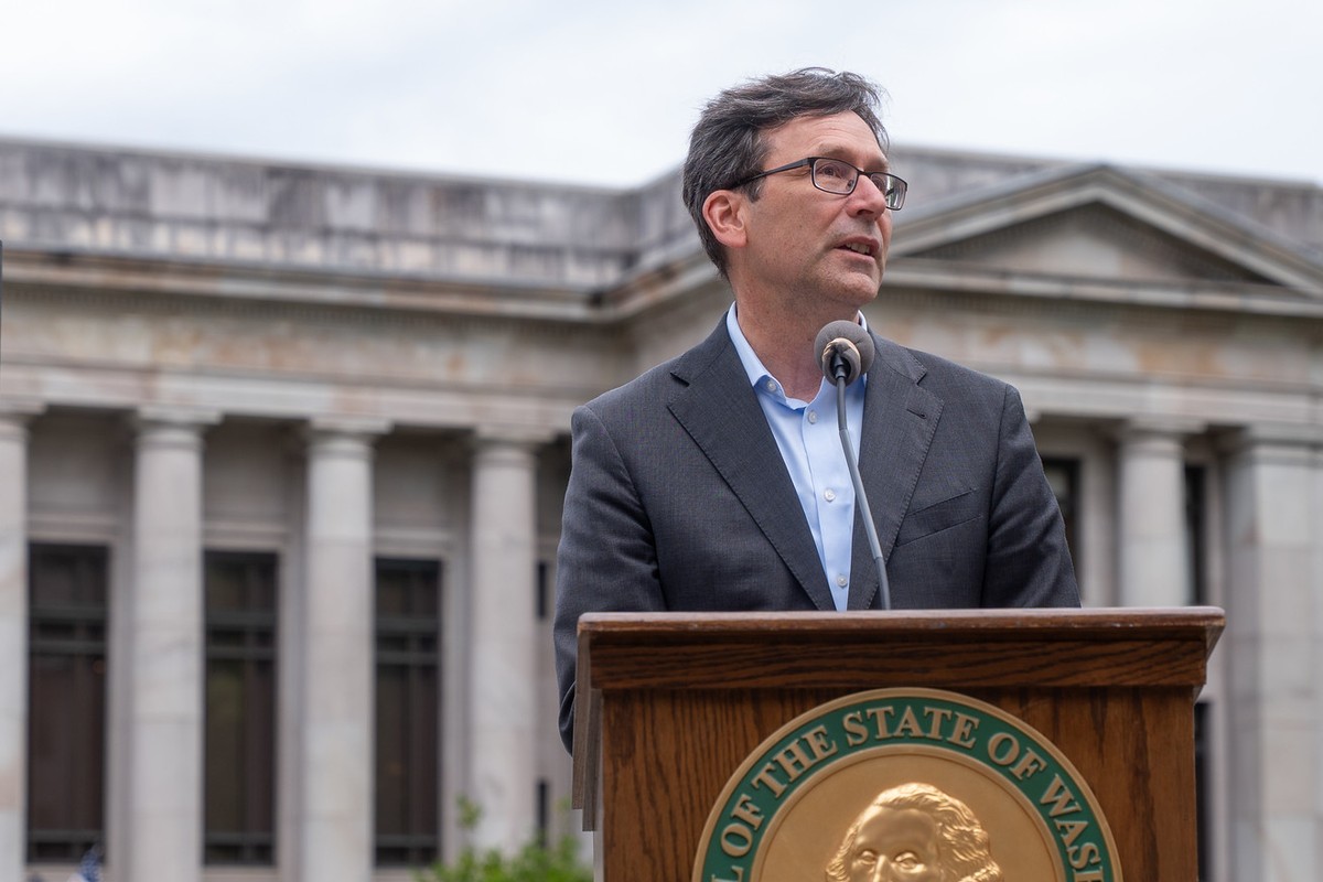 Washington governor rips Microsoft over TV ad in leaked audio